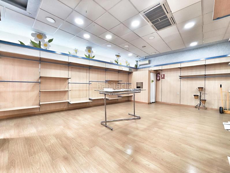 Foto 31e4f2b2-3bc2-478d-a360-73bfd0616933. Location local commercial dans calle vélez 8 dans Centro Puertollano