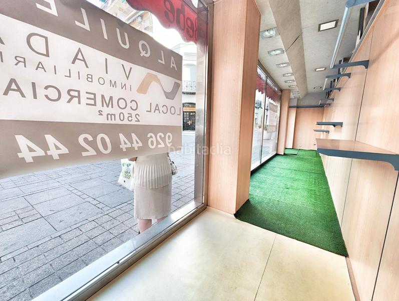 Foto bfea9e6e-e505-474d-8b0e-1fa4e0fdf032. Location local commercial dans calle vélez 8 dans Centro Puertollano