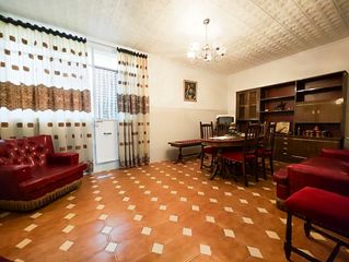 Haus  Calle ave maría. Casa en venta en calle ave maria