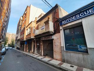 Casa a Calle benéfica 7. Casa calle benefica
