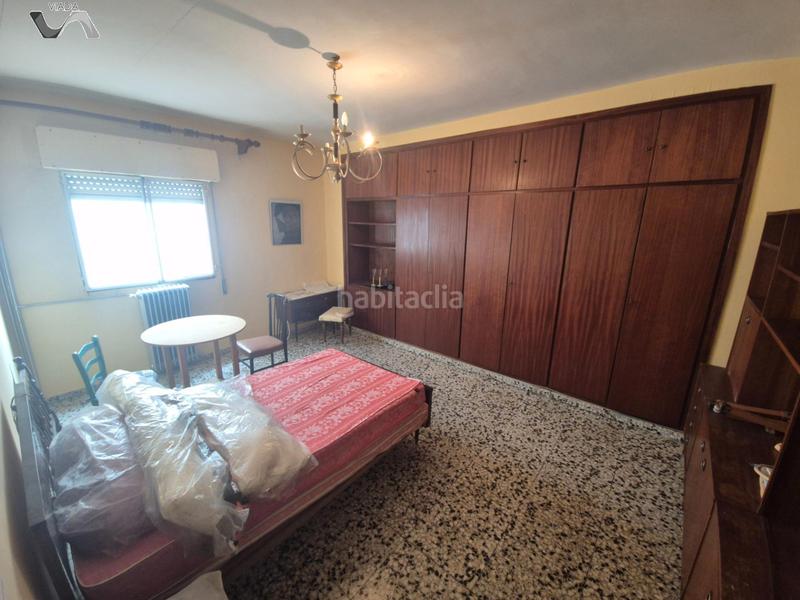 Foto 109fbda1-2744-4c65-becb-d047b17d3c37. Piso en calle juan bravo 12 en Centro Puertollano