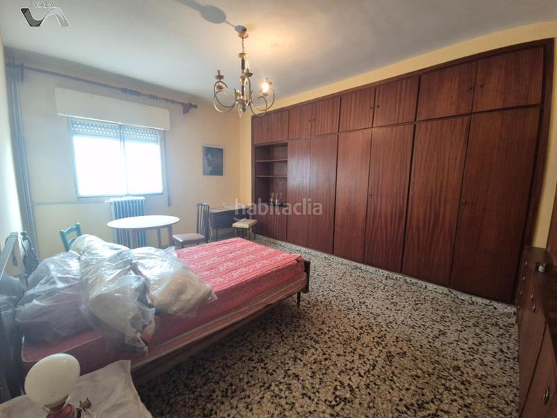 Foto 3d1bada8-87a9-488a-9c86-9fbaeb9f7576. Piso en calle juan bravo 12 en Centro Puertollano