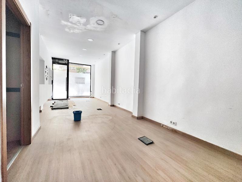 Foto d30cb976-92d3-4667-a364-b3dc61b6bd49. Affitto locale commerciale in avenida primero de mayo 29 in Puertollano