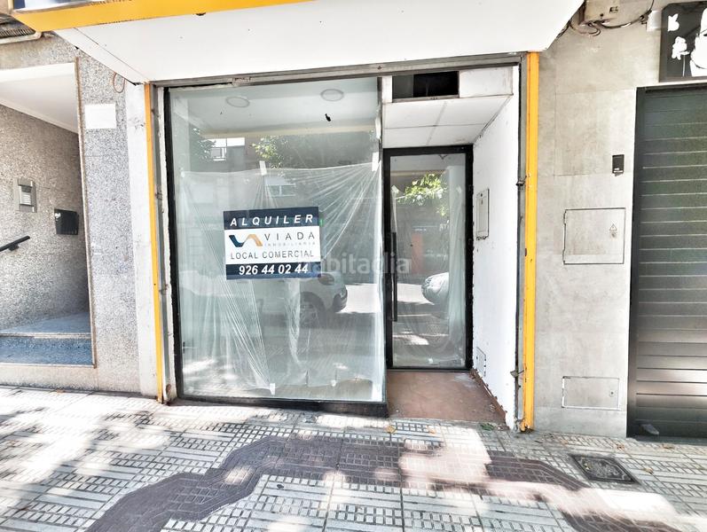 Foto 80f22539-a2a5-4df3-9bbe-2cba724e4f71. Alquiler local comercial en avenida primero de mayo 29 local comercial avenida 1º de mayo 29 en Puertollano