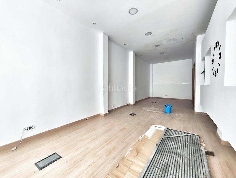 Foto 4605c3a5-aed4-4b8a-966e-ef7e461a8df8. Location local commercial dans avenida primero de mayo 29 dans Puertollano