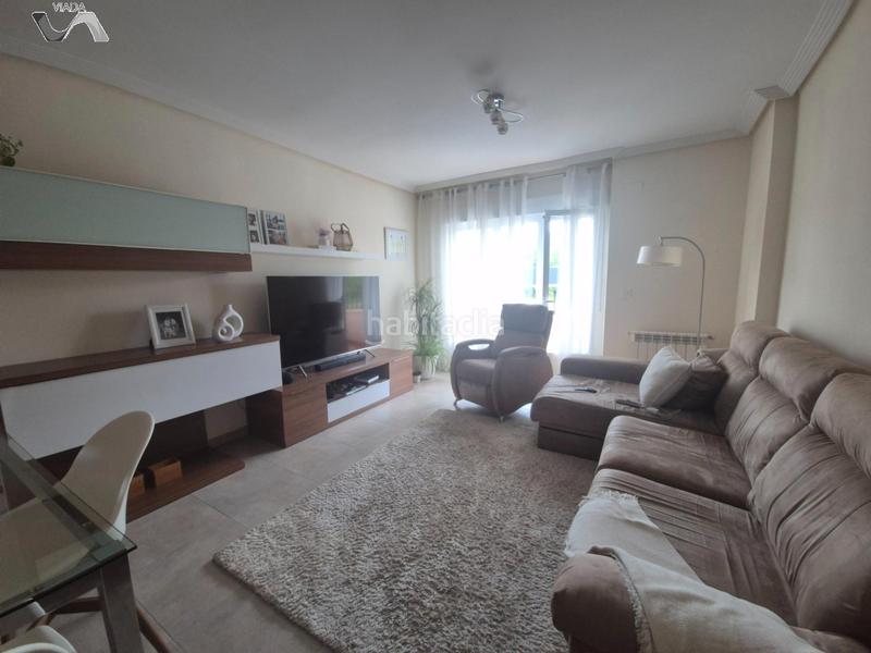 Foto e32b2fa7-c5f5-4c85-b2c6-6c6d438461d3. Flat with heating parking in Carretera de Córdoba - Libertad Puertollano