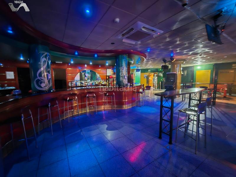 Foto 215a8f5e-6c06-4c74-bc28-1fc66b3dc88e. Local comercial en calle juan bravo 22 en Centro Puertollano