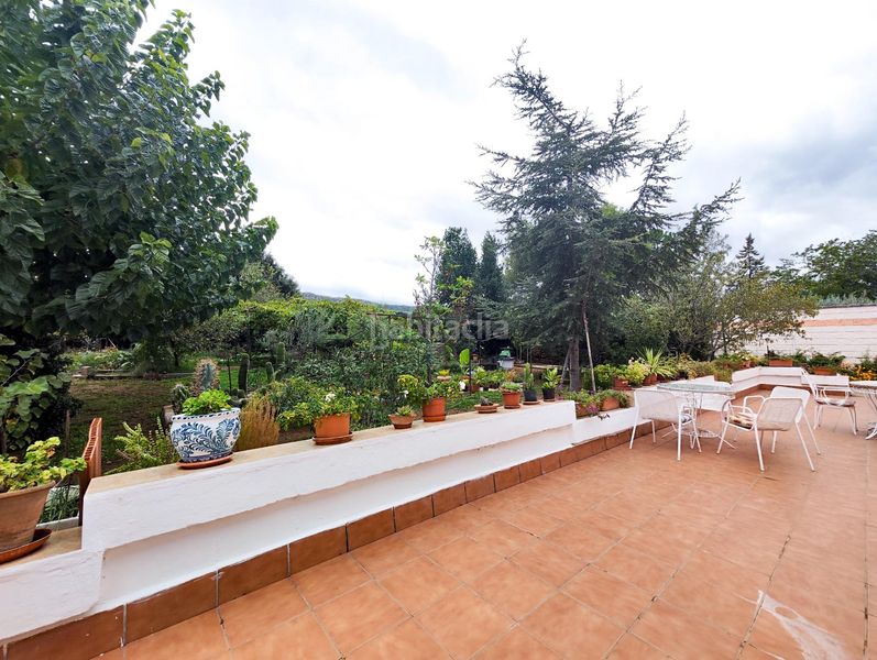 Foto 0de2f540-6771-44bc-82a7-a231f2e3249d. Chalet with fireplace heating parking in PAU 2-600 Puertollano