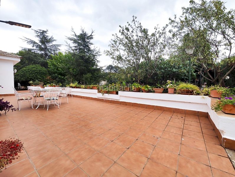 Foto 61000f3b-8f9d-4e90-9f13-a23338935880. Chalet with fireplace heating parking in PAU 2-600 Puertollano