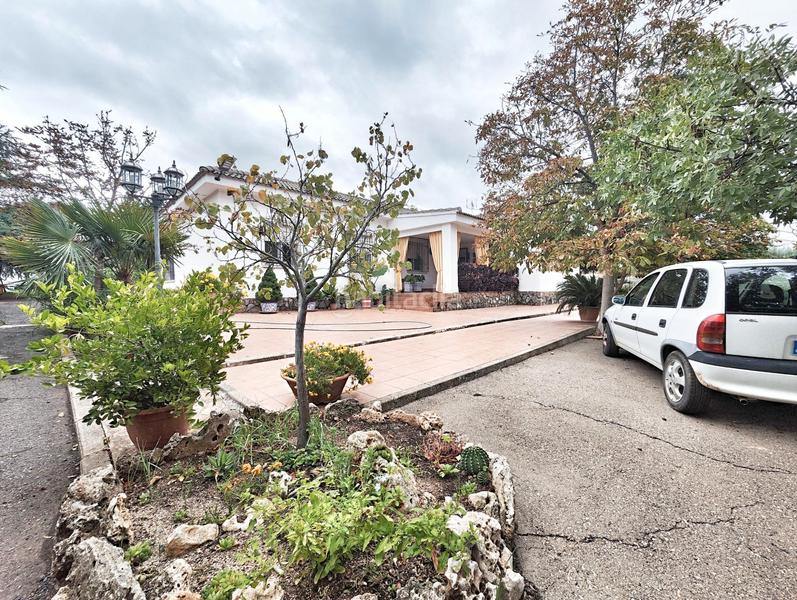 Foto 9ef18418-73e4-41ac-902d-70fa163b99a7. Chalet  en venta carretera almodovar en PAU 2-600 Puertollano