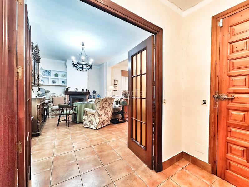 Foto b8dd5934-a7b1-4930-9951-2af267e96616. Chalet  en venta carretera almodovar en PAU 2-600 Puertollano