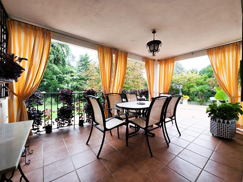 Foto b9d568f2-99e7-4bae-b80d-953cada2facc. Chalet with fireplace heating parking in PAU 2-600 Puertollano