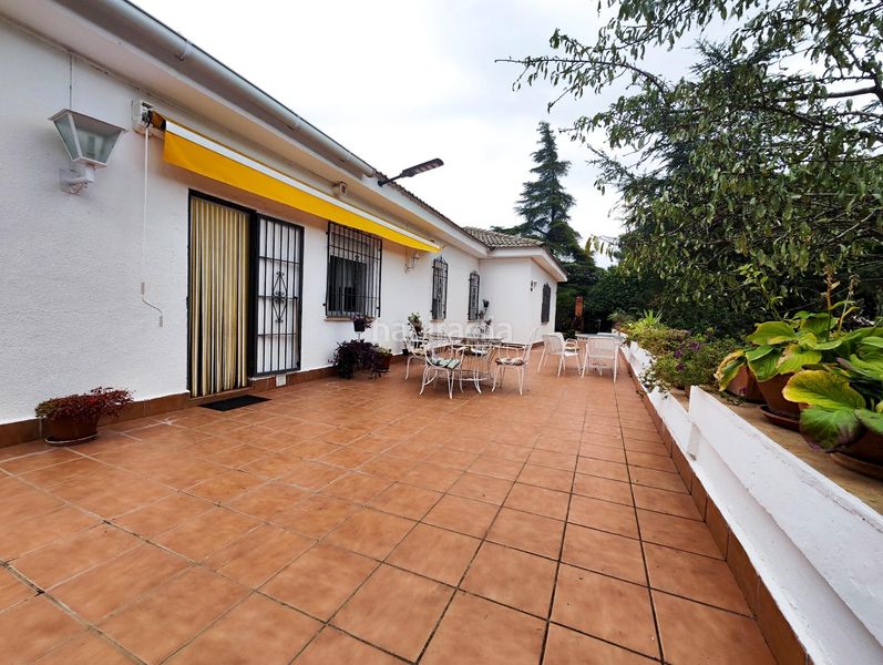 Foto da551532-bc5f-4606-9a4f-d92552b4ef45. Chalet with fireplace heating parking in PAU 2-600 Puertollano