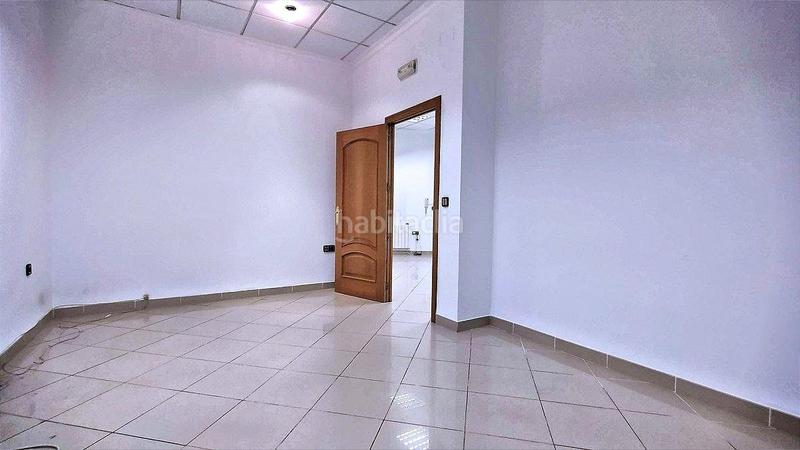 Foto b809dc6a-ad67-46b2-979f-b2d9464e0ffb. Lloguer local comercial amb calefacció a Centro Puertollano