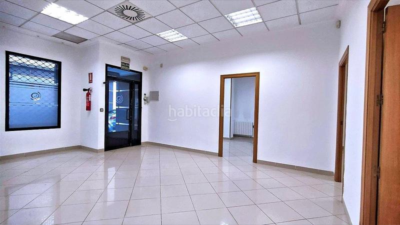 Foto 6de8bda7-1158-4cd7-b3a6-76e88977c309. Rent business premise with heating in Centro Puertollano