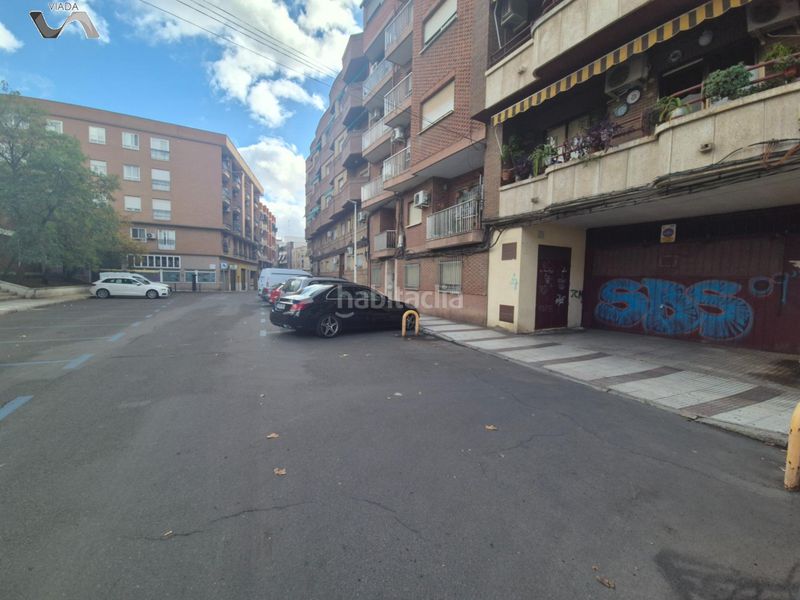Foto 8597392d-6106-4038-86ca-8e8dad8b538c. Aparcament cotxe a paseo de san gregorio 80 a Centro Puertollano