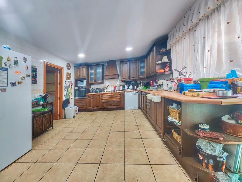 Foto 358d389a-7d40-4e31-8530-97c381ee18b3. Haus mit heizung pool in Carretera de Córdoba - Libertad Puertollano