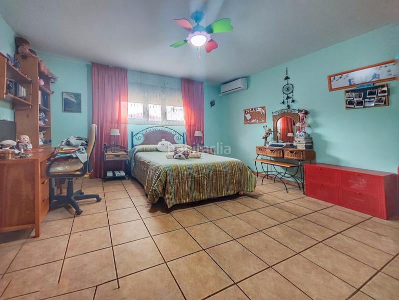 Foto 436ee820-cb7a-4a21-af0e-cc26d5e39b08. Haus mit heizung pool in Carretera de Córdoba - Libertad Puertollano