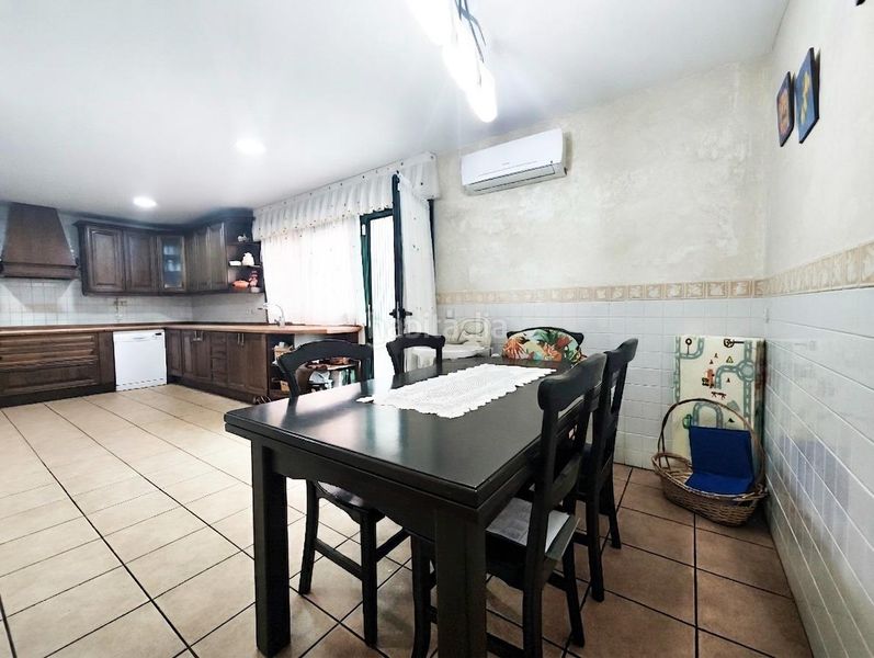 Foto 6b2e12f3-d3f4-4072-919a-c62298697eb9. Casa amb calefacció piscina a Carretera de Córdoba - Libertad Puertollano