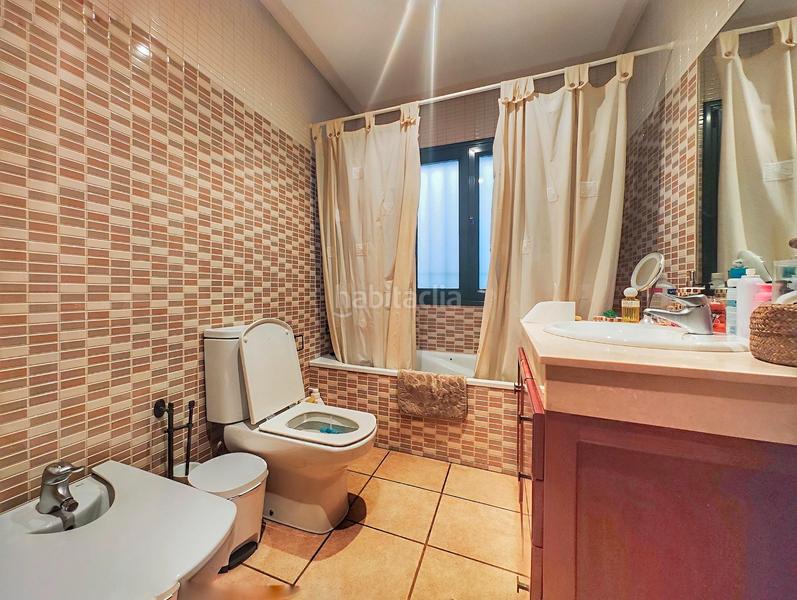 Foto a92d8efe-201e-496f-9470-6a4fcc2dbeb9. Haus mit heizung pool in Carretera de Córdoba - Libertad Puertollano