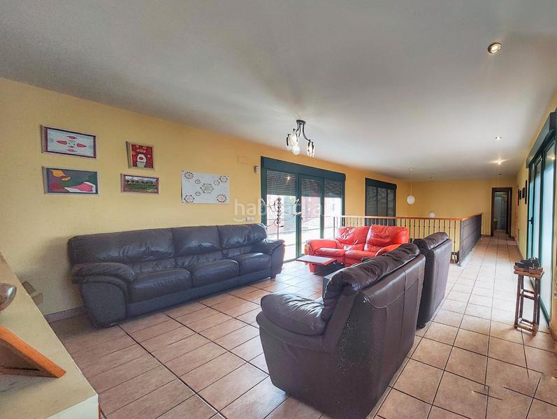 Foto c8f5f68c-f8b4-4c28-871a-8647d1b26501. Haus mit heizung pool in Carretera de Córdoba - Libertad Puertollano