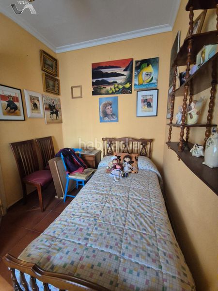 Foto 7d8cd711-49ab-4bec-9007-26c07e28253a. Casa amb xemeneia calefacció a El Poblado - Abulagar Puertollano