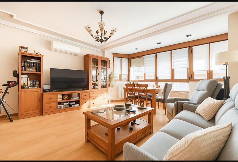 Foto 125ddb3a-9515-4fbe-b8a7-4969d689c8b6. Flat with heating in Centro Puertollano