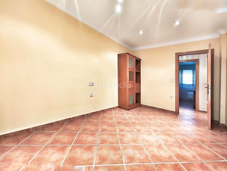 Foto c574fd53-9c68-4b0d-92f7-1619c546a813. Maison avec cheminée chauffage dans Centro Puertollano