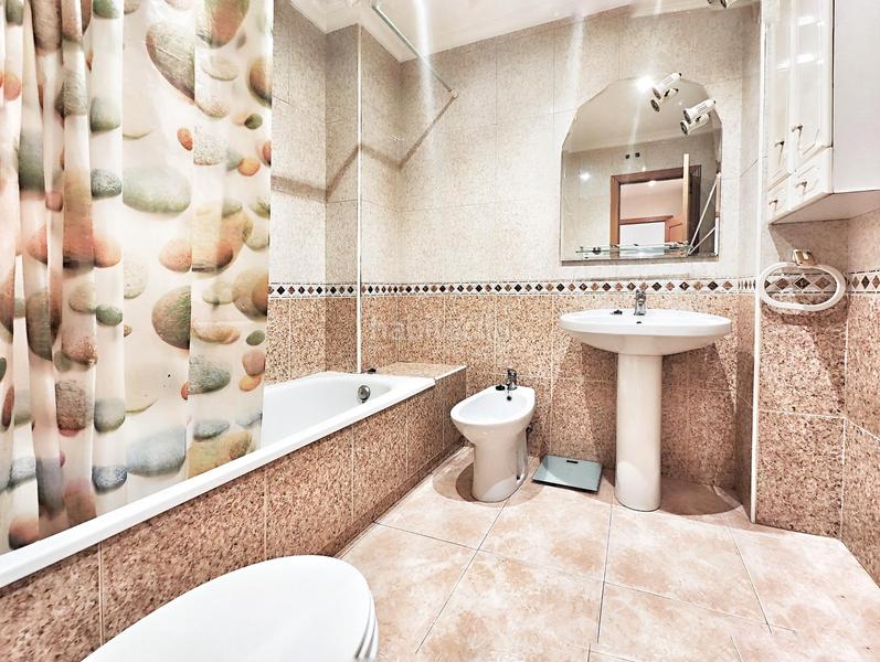 Foto 81c1d3b1-5ede-4309-9335-b4ddef7539a1. Piso  en venta calle pablo neruda en Centro Puertollano