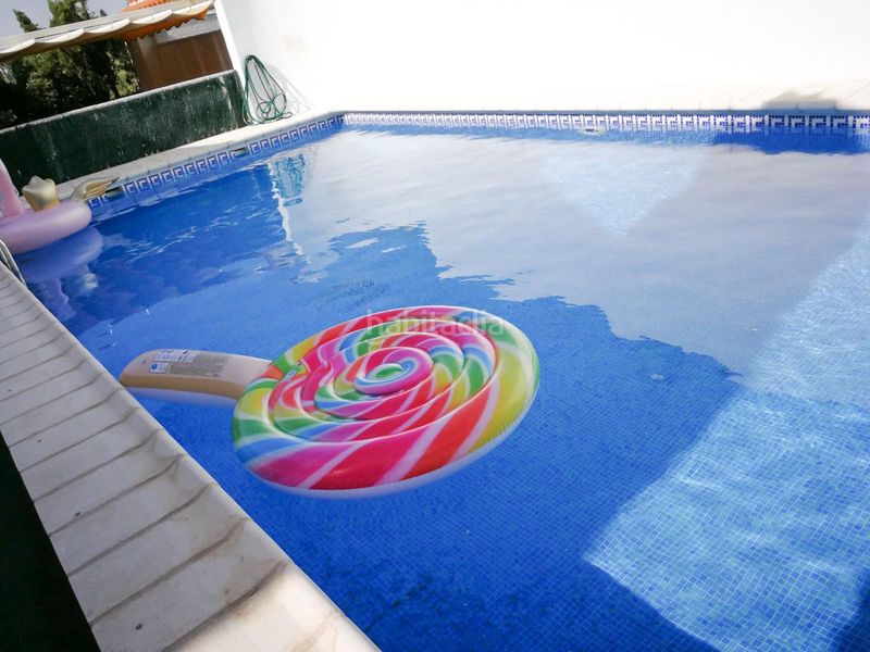 Foto f1258281-6ce7-44db-9333-29c2451bd489. Xalet amb xemeneia calefacció aparcament piscina a Puertollano