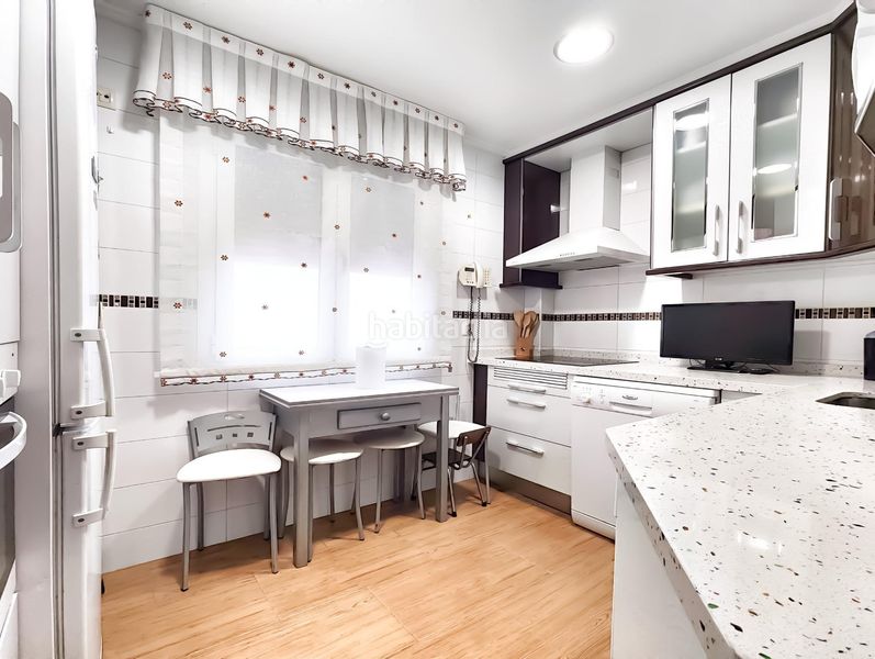 Foto ea9eaaeb-aa40-40a8-94b3-f7d366713d32. Pis a calle goya 40 a Centro Puertollano