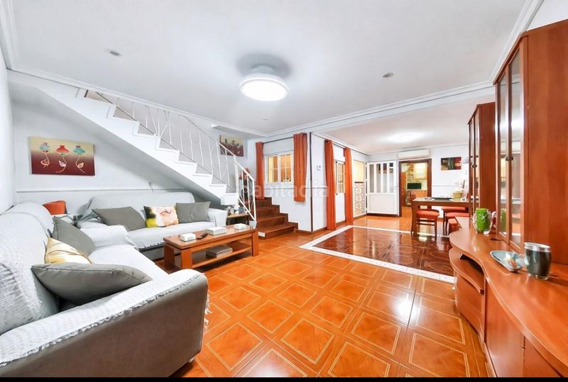 Foto 5ccab8a2-bc87-449c-9554-6c9cab872f0a. Casa amb calefacció a Carretera de Córdoba - Libertad Puertollano