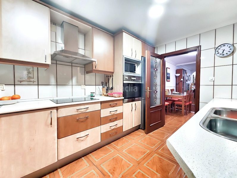 Foto 8fcec5ca-4057-4f3a-a51e-e5dc8c5905f2. Casa amb calefacció a Carretera de Córdoba - Libertad Puertollano