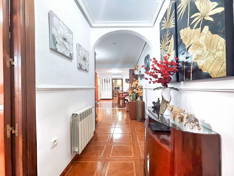 Foto eab1e42e-bc0d-490f-ad57-f681e08164a9. Casa amb calefacció a Carretera de Córdoba - Libertad Puertollano