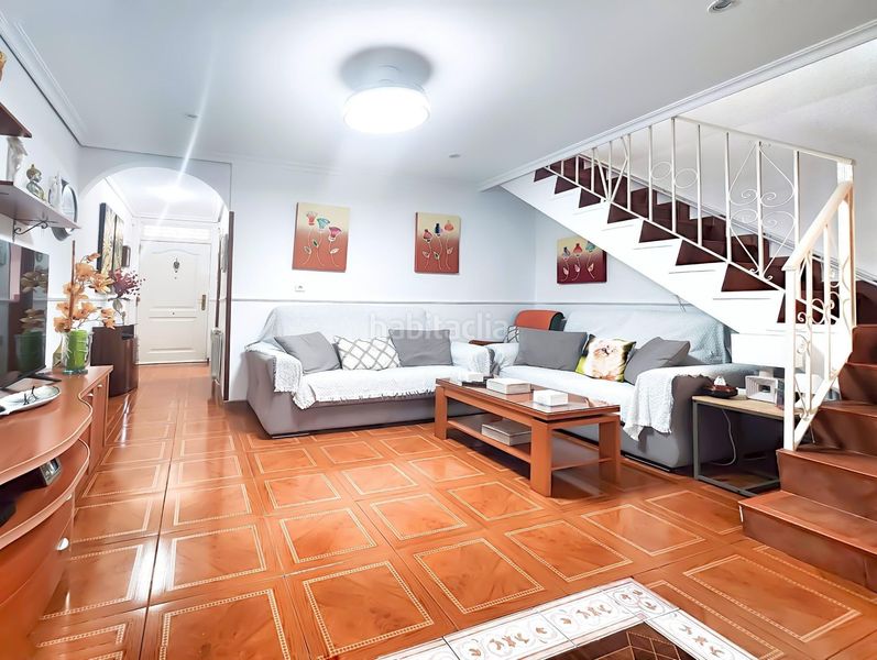 Foto f7711f25-7d1a-416e-b390-7fdde320f5ff. Casa amb calefacció a Carretera de Córdoba - Libertad Puertollano