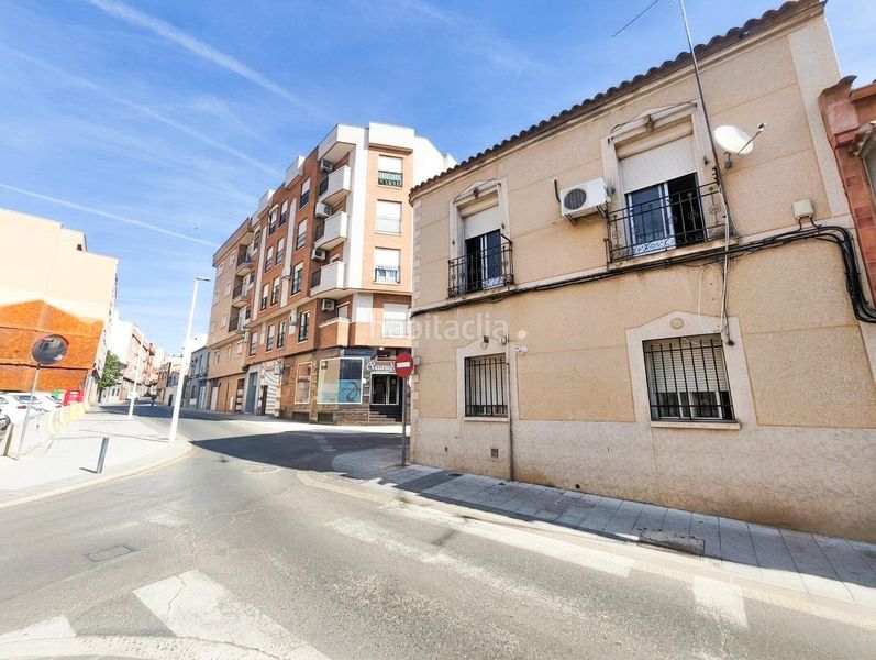Foto 2b531e94-ba89-4d83-a703-b9ee60a40c56. Casa amb calefacció a Centro Puertollano