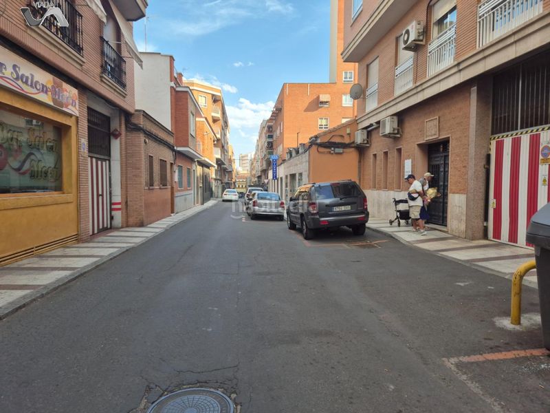 Foto fafb68e1-2aaa-46ab-b31b-2ab34917f722. Aparcament cotxe a Centro Puertollano