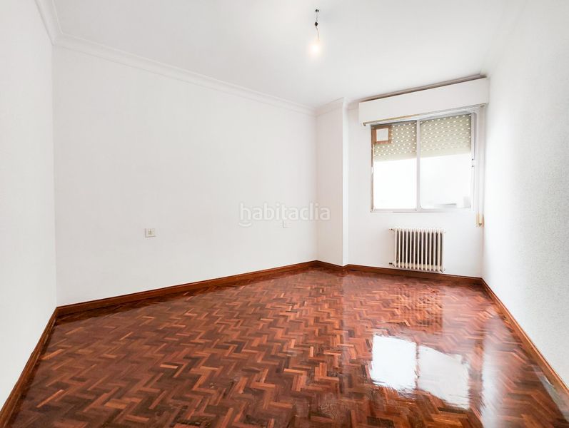 Foto 0e669b33-e72e-4395-b82d-a53e621ef3b5. Rent flat with heating in Centro Puertollano