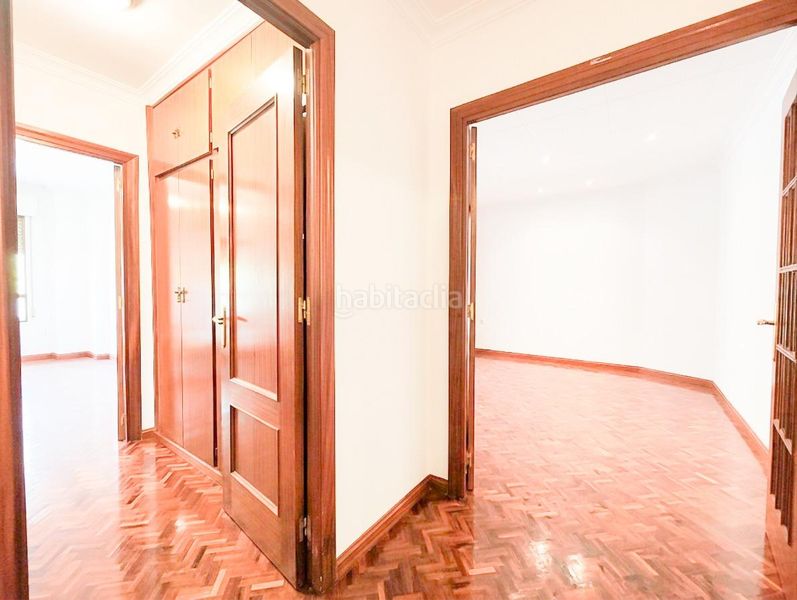 Foto c4cb81cf-5005-400a-9e2d-0616637cb7fc. Rent flat with heating in Centro Puertollano