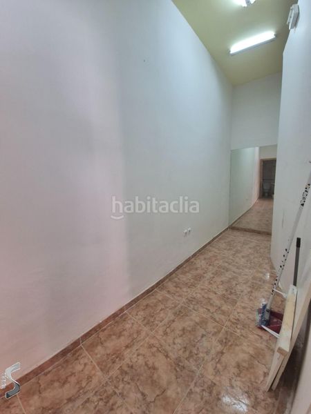 Foto ac6824e6-b643-418a-9600-7b23c748f933. Lloguer local comercial a calle santa ana 1 a Centro Puertollano