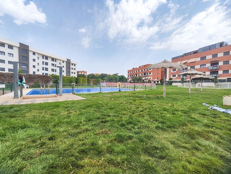 Foto 30742a8a-a1d5-4591-98eb-a2e220ca8870. Pis amb calefacció aparcament piscina a Nuevo Hospital Ciudad Real