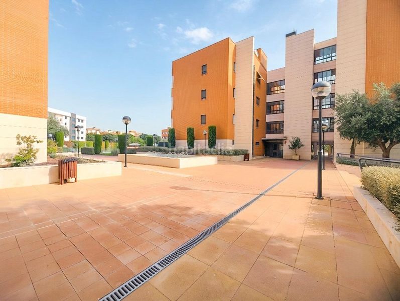 Foto 7d99a0d5-ddcc-47df-9c90-53bb5d0372ab. Pis amb calefacció aparcament piscina a Nuevo Hospital Ciudad Real