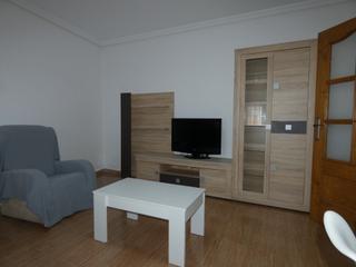 Ground floor  Rambla de san lzaro