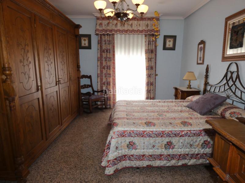 Foto f744d3d9-d66f-40b8-8189-8a41b989201d. Chalet avec chauffage parking dans Almagro