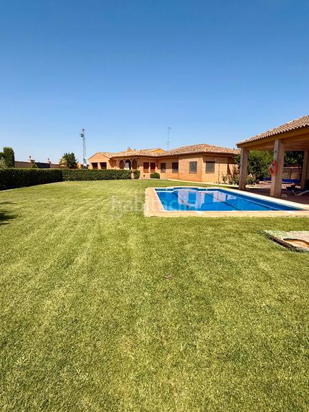 Foto 119380b9-23d4-4563-9158-9589af8d6acf. Chalet avec cheminée chauffage parking piscine dans Torralba de Calatrava