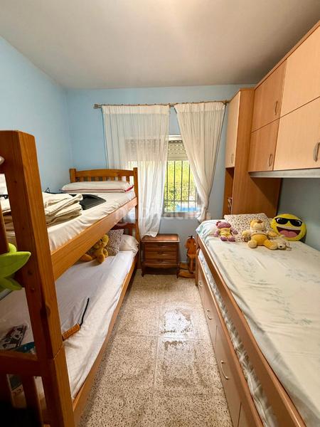 Foto 6b0c574e-dc59-47c7-80e3-aa90ec8b5ab7. Xalet amb xemeneia piscina a Picón