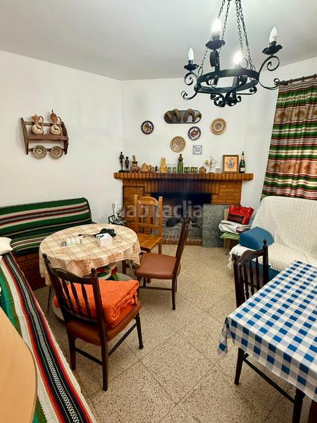 Foto f1142274-827a-441d-b1a2-d58d4ad02db4. Xalet amb xemeneia piscina a Picón