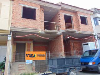 Reihenhaus in Valdepeñas. Adosado en venta en virgen de la cabeza, 4 dormitorios.