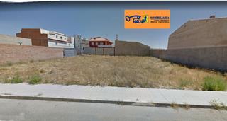 Terreny residencial a Valdepeñas. Solar en venta en barrio lucero.