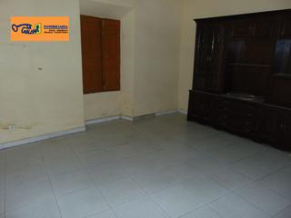 Piso en Valdepeñas. Piso en venta en buena, 2 dormitorios.